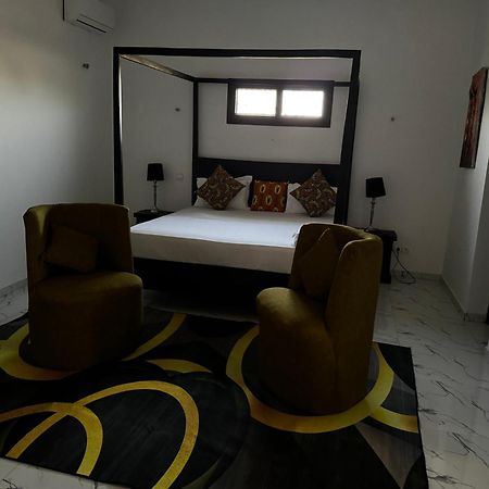 La Baraka, Extravagant Villa For 8 With Pool In Saly Gandigal Buitenkant foto