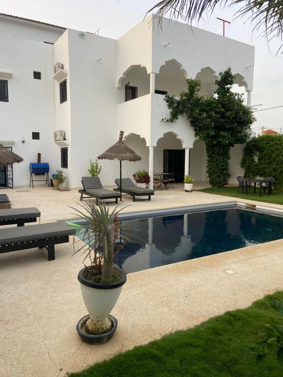 La Baraka, Extravagant Villa For 8 With Pool In Saly Gandigal Buitenkant foto